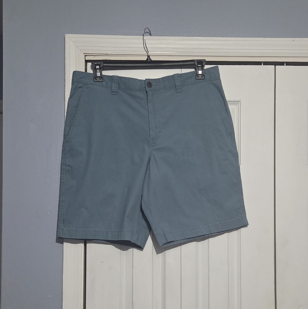 Magellan Men's Classic Teal Cotton Blend Shorts.  34 Waist 20" Length